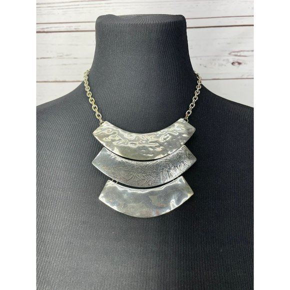 Marrakesh Soleil Like Silver Hammered‎ Layered Metal Fashion Necklace - Picture 1 of 7